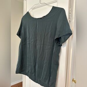 Quince Silk Evergreen Top